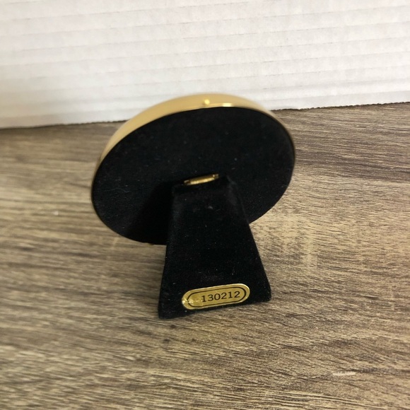 Vtg Solid Brass Miniature Oval Frame - Picture 6 of 11